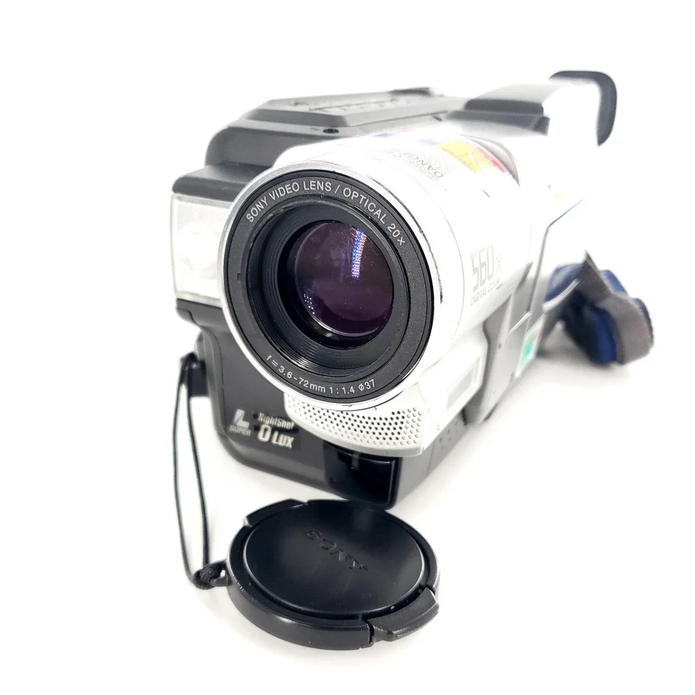 Sony Handycam CCD-TRV98 Video8 Hi-8 Camcorder w/ Battery, Charger, Tape Tested